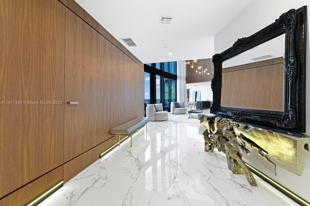 For Sale: $5,850,000 (3 beds, 4 baths, 3130 Square Feet)