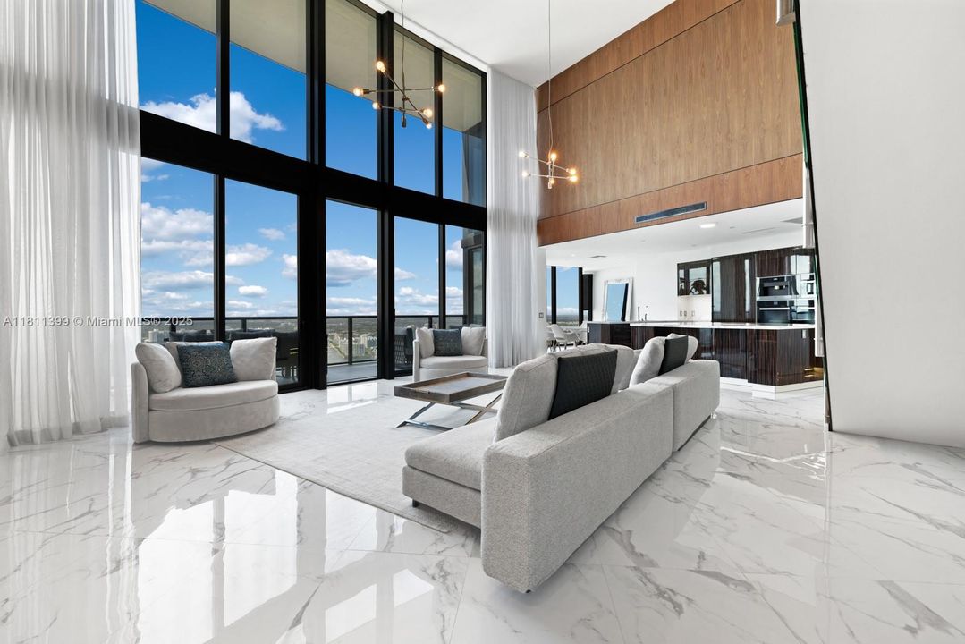 For Sale: $5,850,000 (3 beds, 4 baths, 3130 Square Feet)