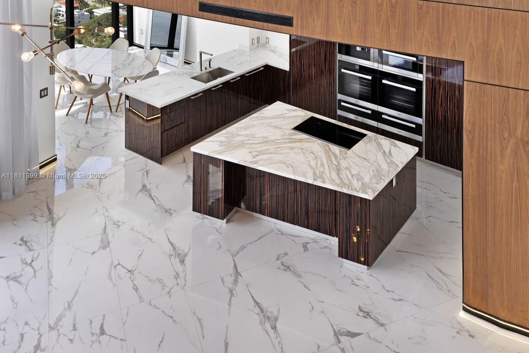 For Sale: $5,850,000 (3 beds, 4 baths, 3130 Square Feet)