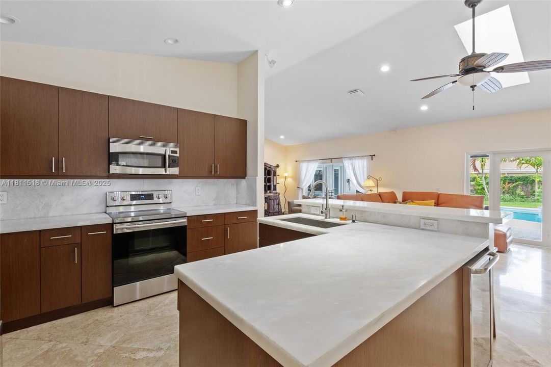 Active With Contract: $858,000 (4 beds, 2 baths, 2219 Square Feet)