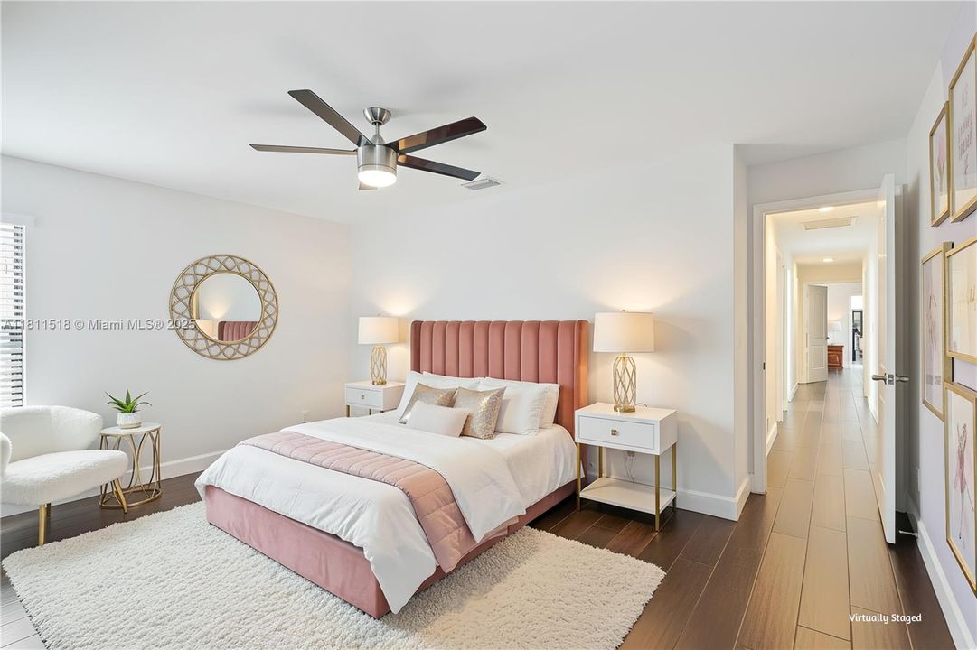 4th BedroomDIGITAL STAGED