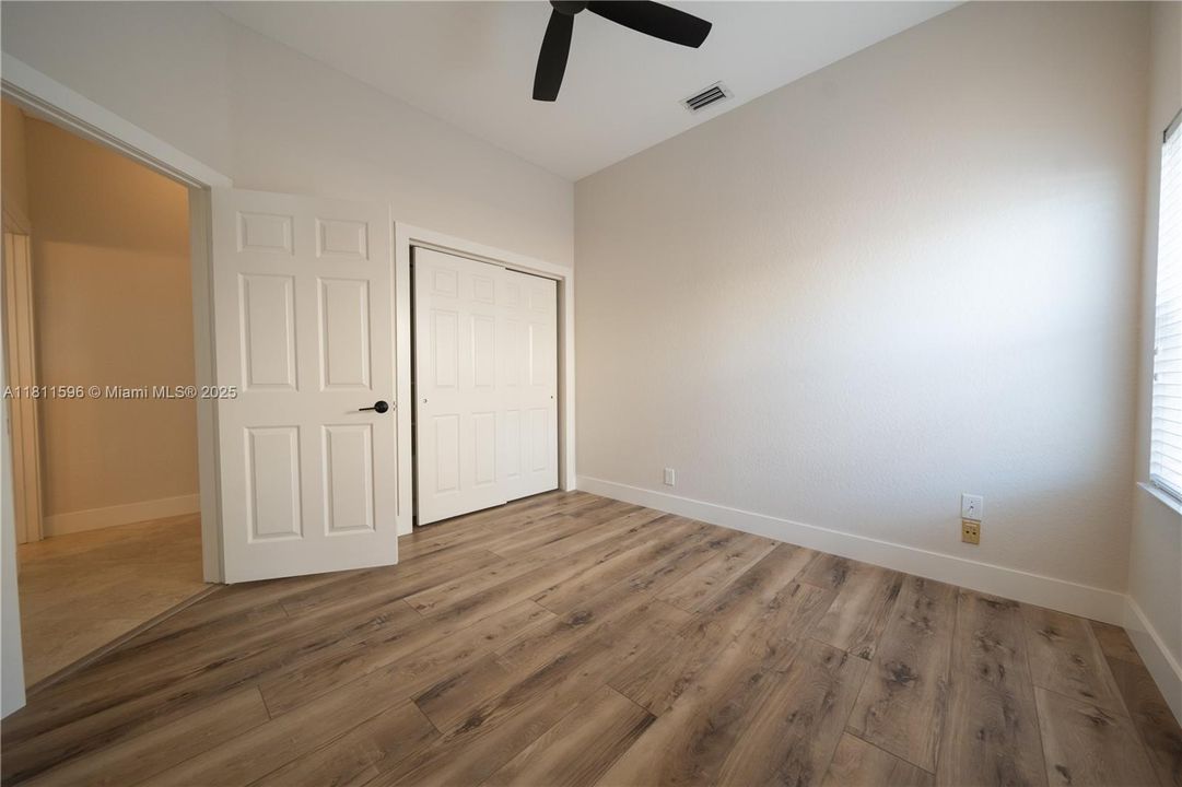 Recently Sold: $929,000 (4 beds, 2 baths, 2276 Square Feet)