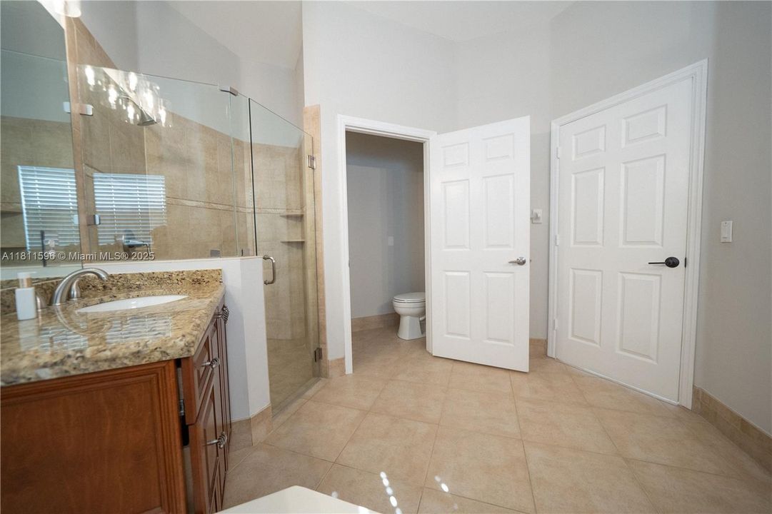 Recently Sold: $929,000 (4 beds, 2 baths, 2276 Square Feet)