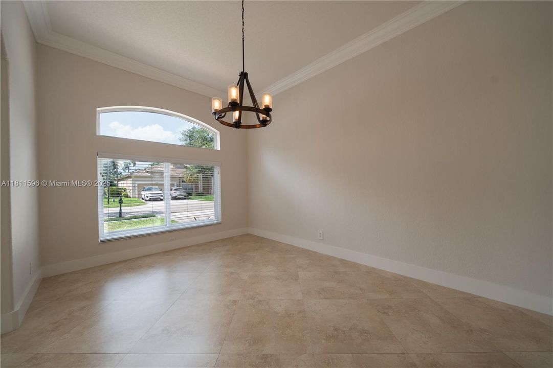 Recently Sold: $929,000 (4 beds, 2 baths, 2276 Square Feet)