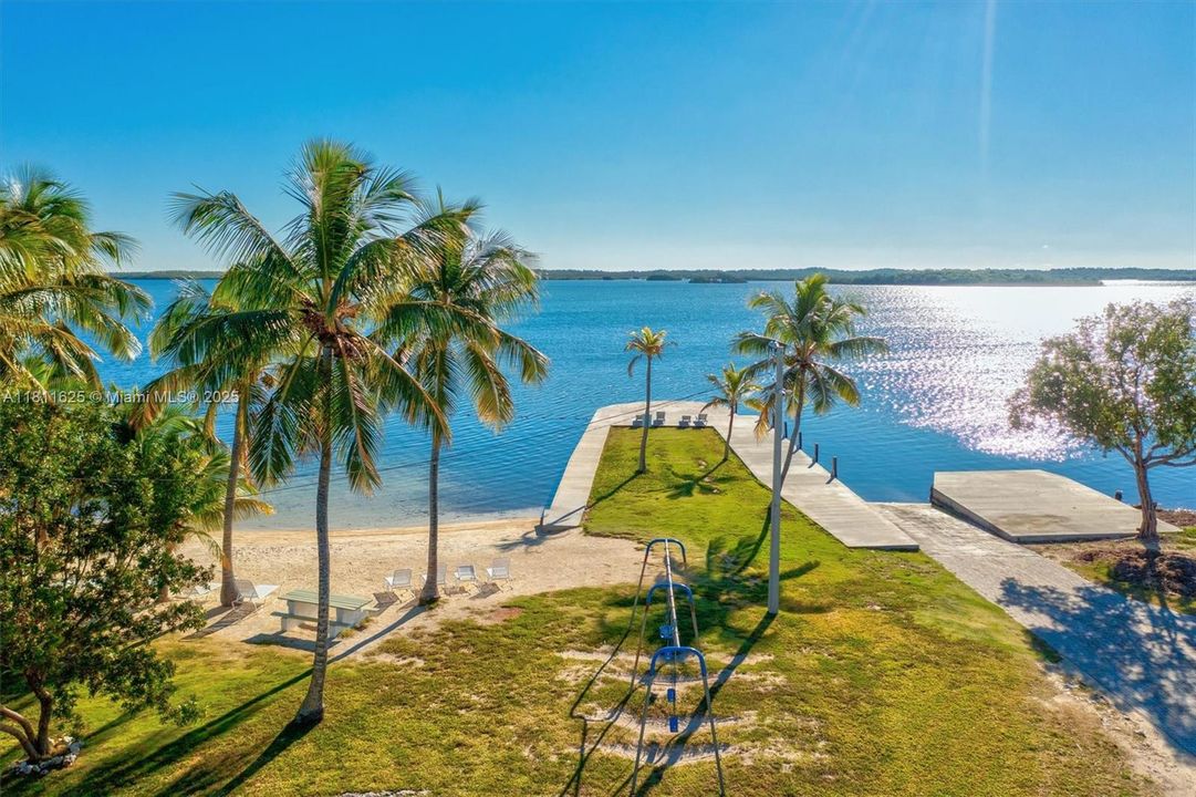 Recently Rented: $3,100 (3 beds, 1 baths, 1130 Square Feet)