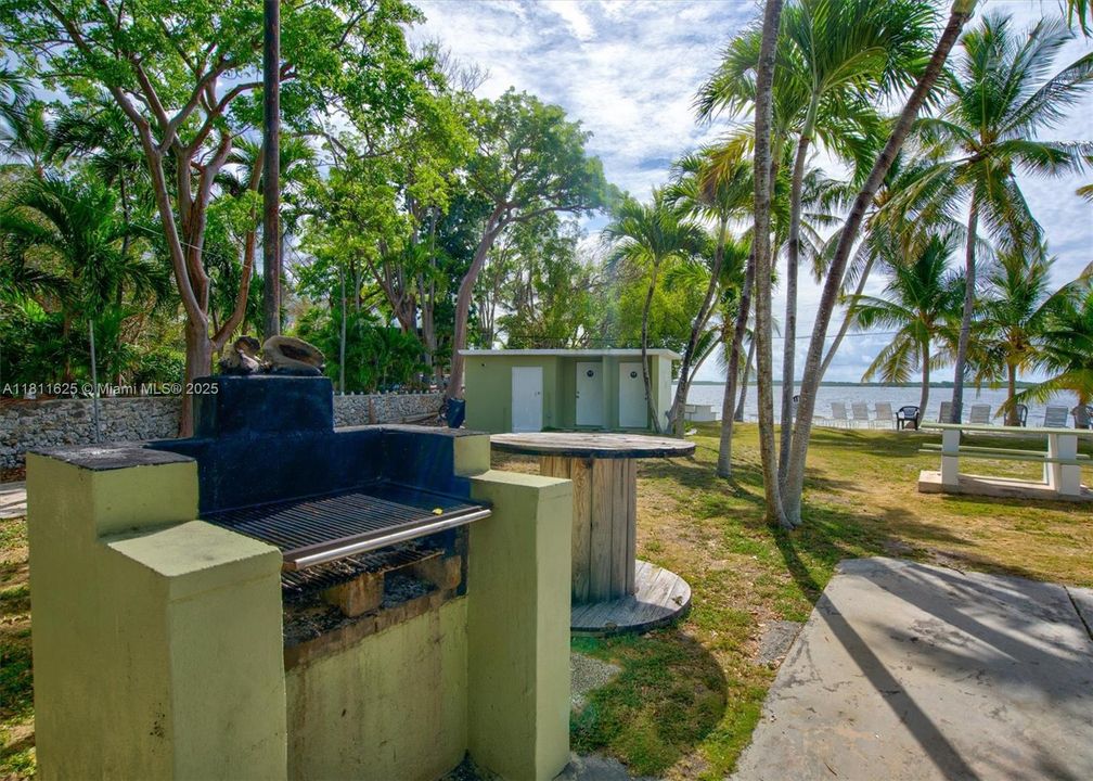 Recently Rented: $3,100 (3 beds, 1 baths, 1130 Square Feet)