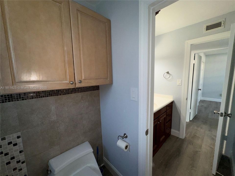 Recently Rented: $3,100 (3 beds, 1 baths, 1130 Square Feet)