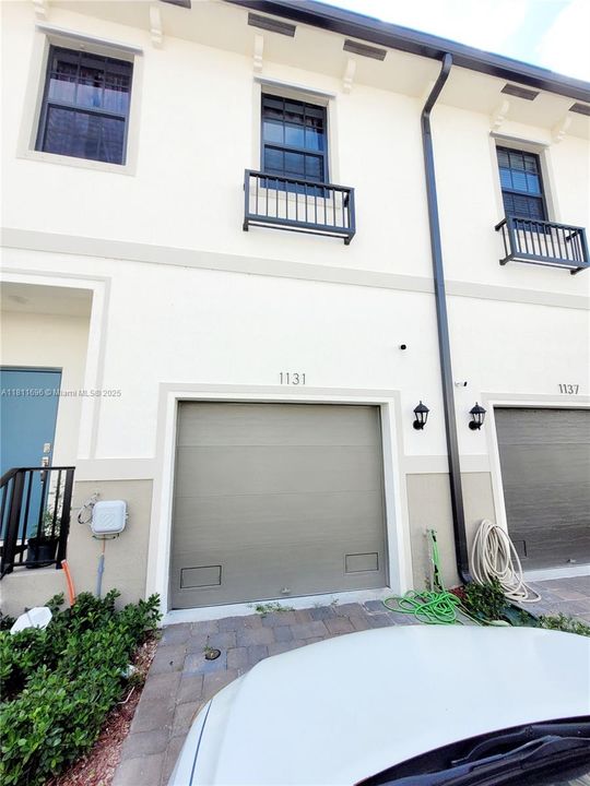 待售: $360,000 (3 贝兹, 2 浴室, 1466 平方英尺)