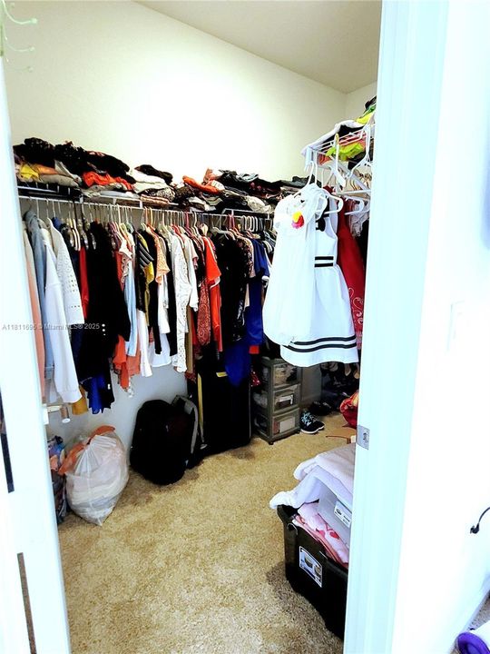 待售: $360,000 (3 贝兹, 2 浴室, 1466 平方英尺)