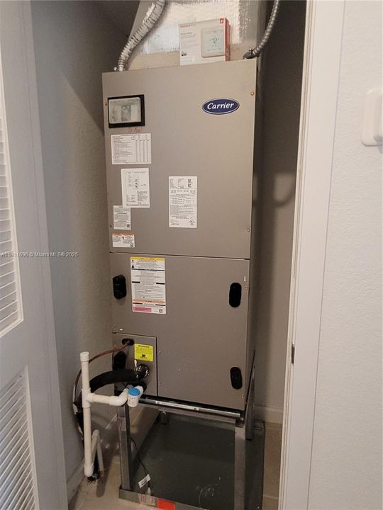 待售: $360,000 (3 贝兹, 2 浴室, 1466 平方英尺)