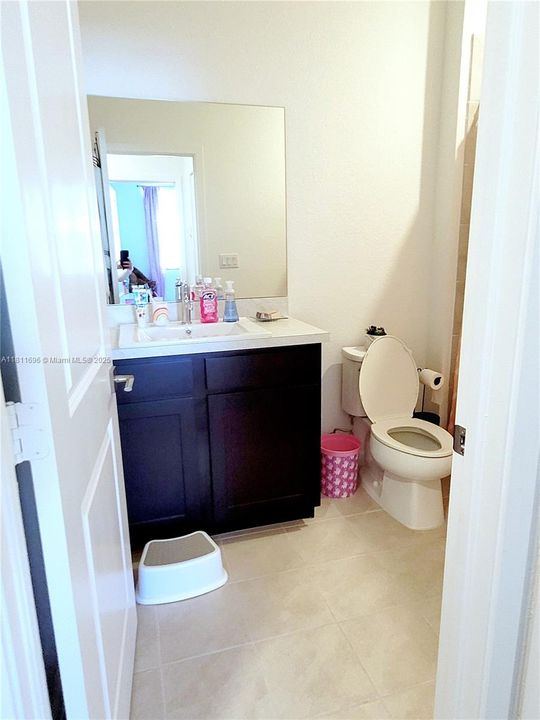 待售: $360,000 (3 贝兹, 2 浴室, 1466 平方英尺)