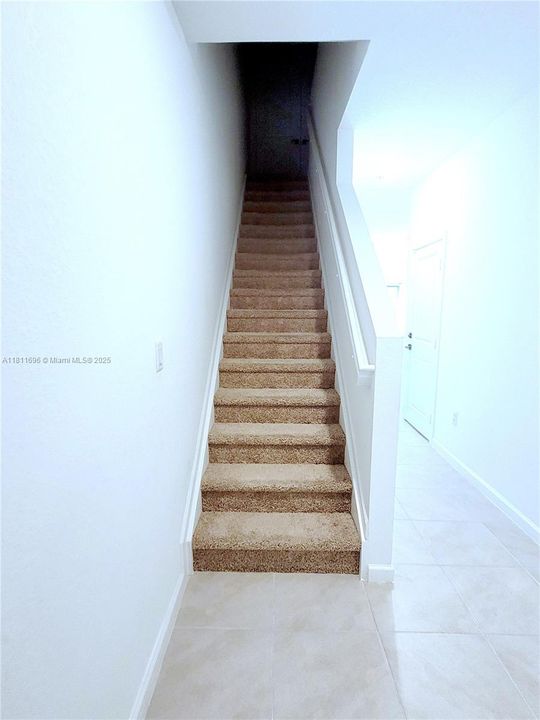 待售: $360,000 (3 贝兹, 2 浴室, 1466 平方英尺)