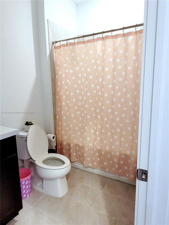 待售: $360,000 (3 贝兹, 2 浴室, 1466 平方英尺)