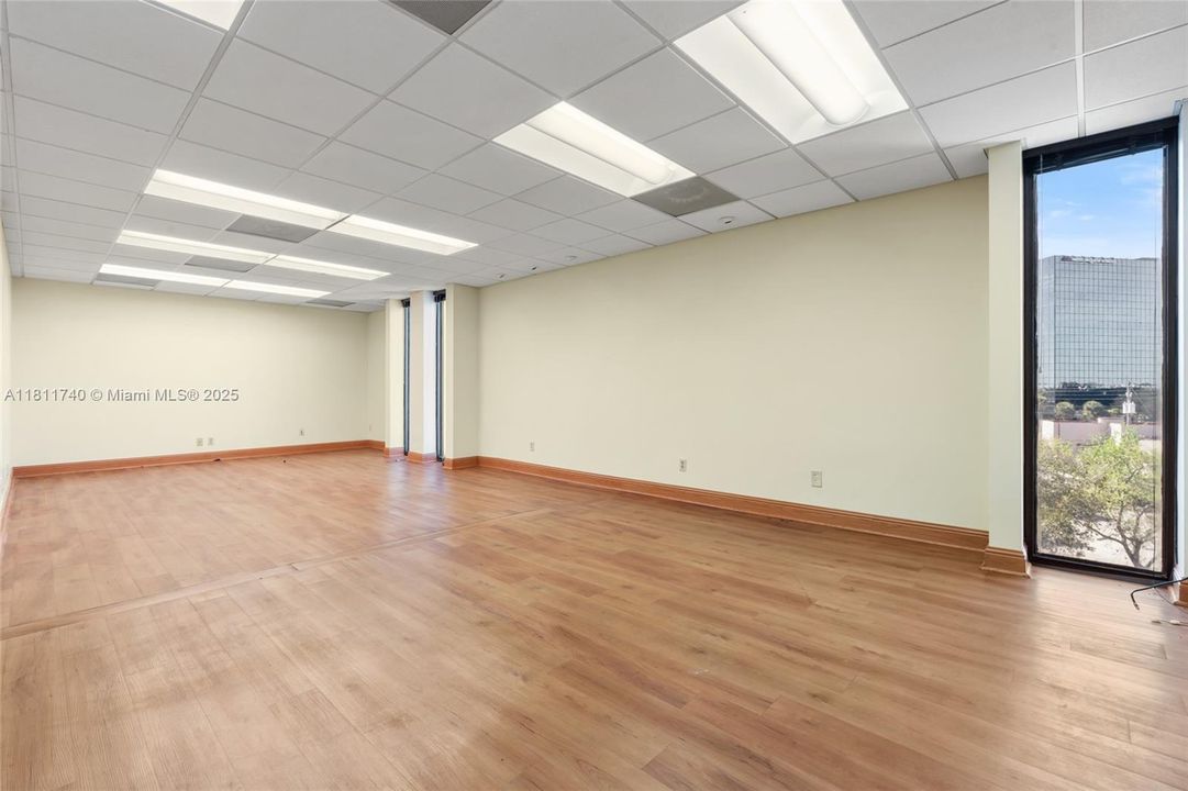 Недавно продано: $7,200,000 (0 спален, 0 ванн, 0 Квадратных фут)