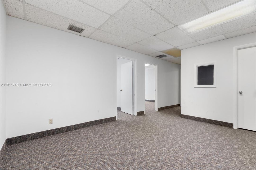 Недавно продано: $7,200,000 (0 спален, 0 ванн, 0 Квадратных фут)