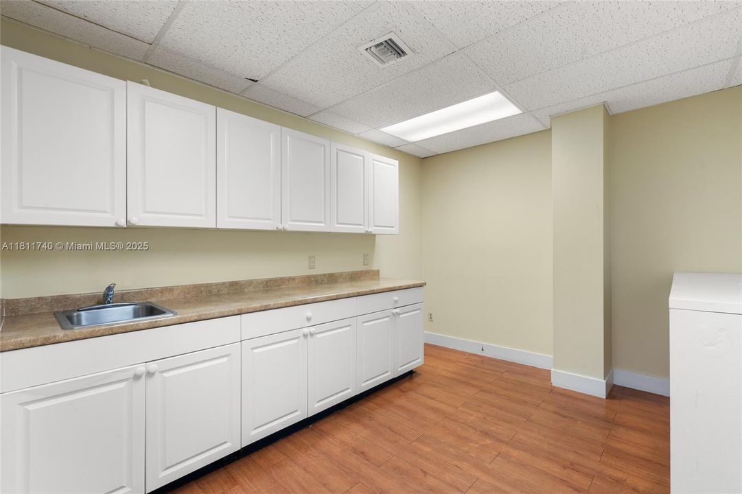 Недавно продано: $7,200,000 (0 спален, 0 ванн, 0 Квадратных фут)