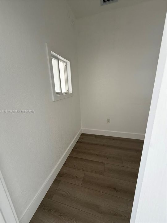 Recently Rented: $4,000 (0 beds, 0 baths, 0 Square Feet)