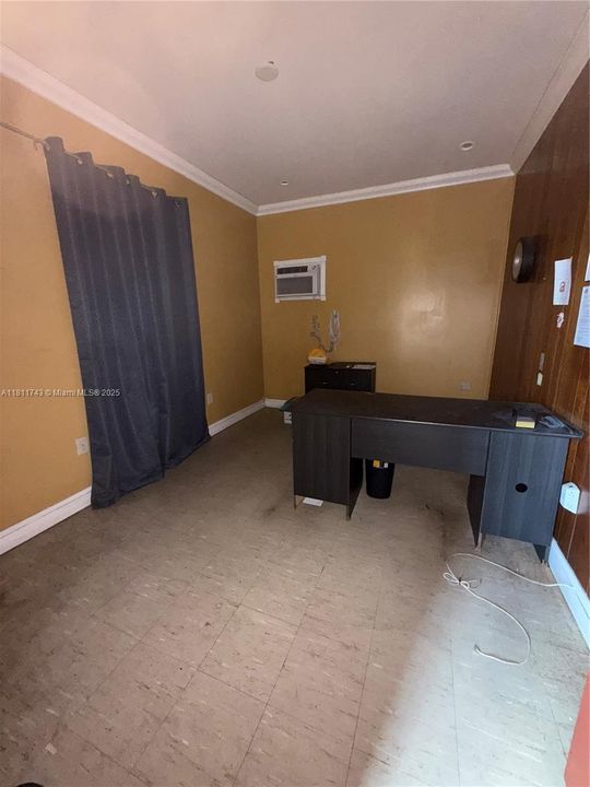 Recently Rented: $4,000 (0 beds, 0 baths, 0 Square Feet)