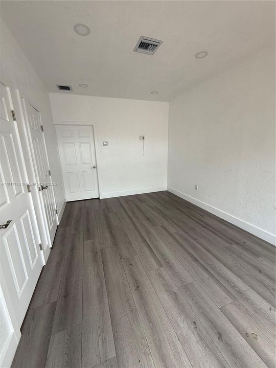 Recently Rented: $4,000 (0 beds, 0 baths, 0 Square Feet)