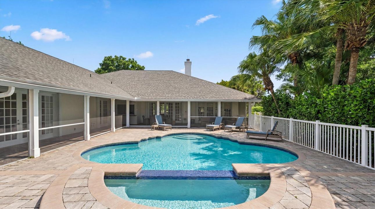 18-14466 Laurel Trail