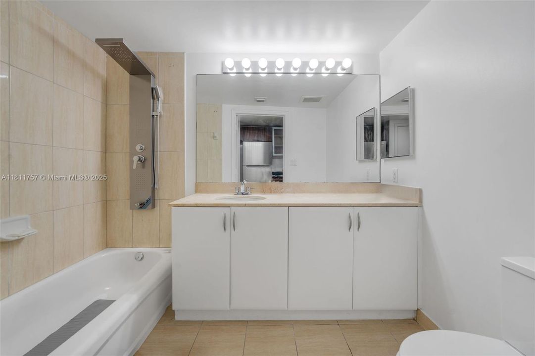 For Sale: $239,999 (0 beds, 1 baths, 508 Square Feet)