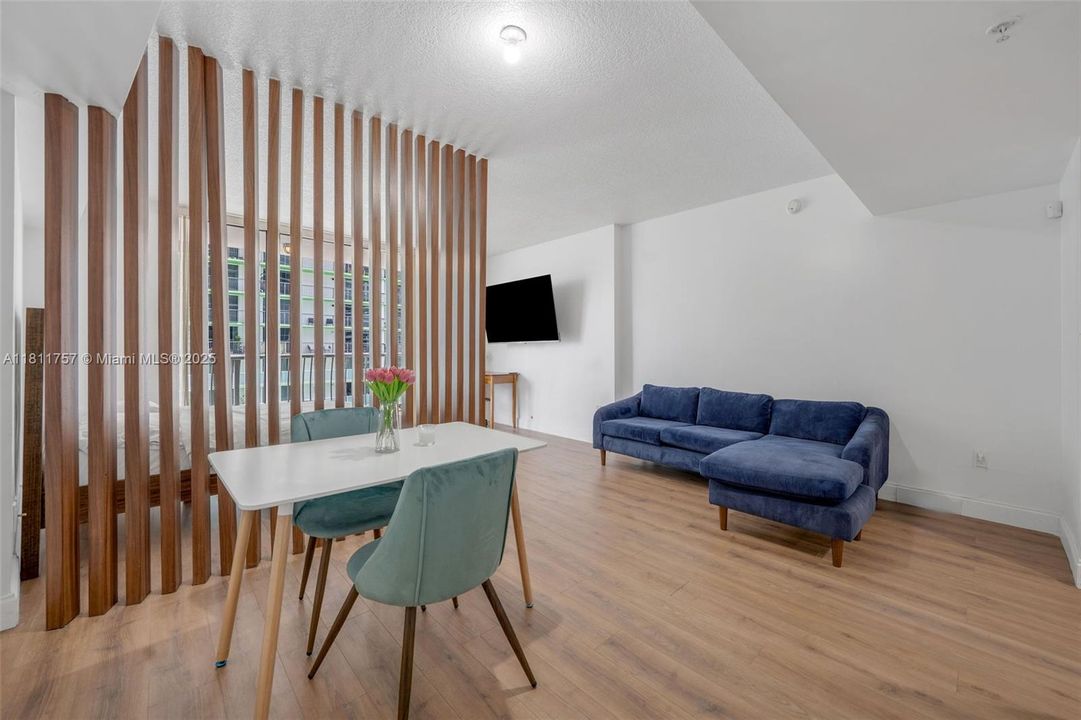 For Sale: $239,999 (0 beds, 1 baths, 508 Square Feet)