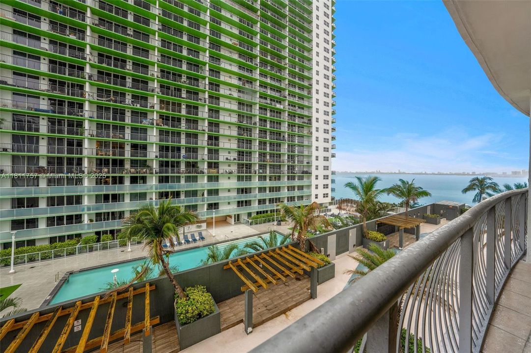 For Sale: $239,999 (0 beds, 1 baths, 508 Square Feet)