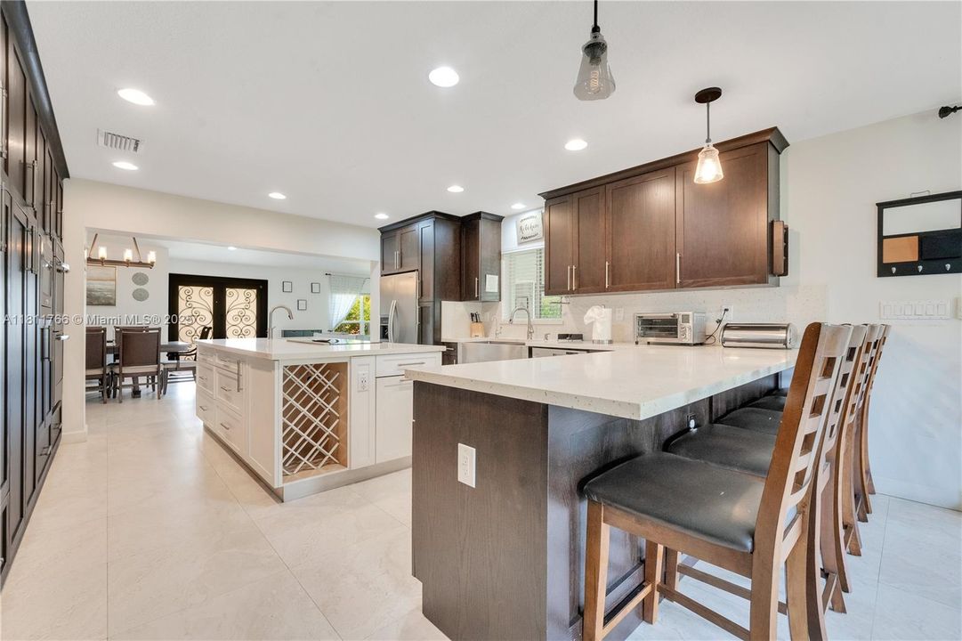 Recently Rented: $4,900 (4 beds, 2 baths, 2900 Square Feet)