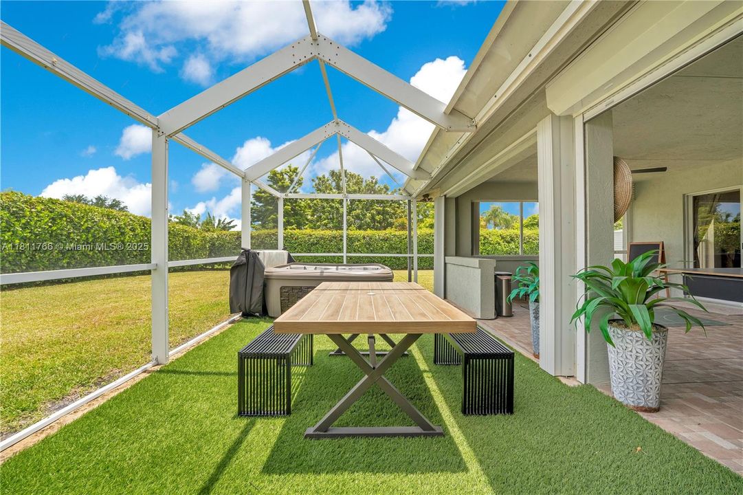 Recently Rented: $4,900 (4 beds, 2 baths, 2900 Square Feet)