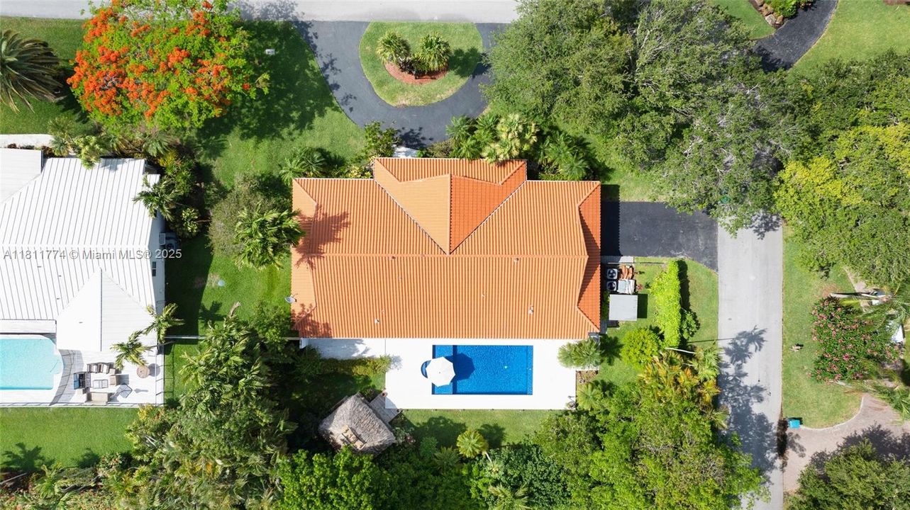 Active With Contract: $7,950 (4 beds, 3 baths, 2646 Square Feet)