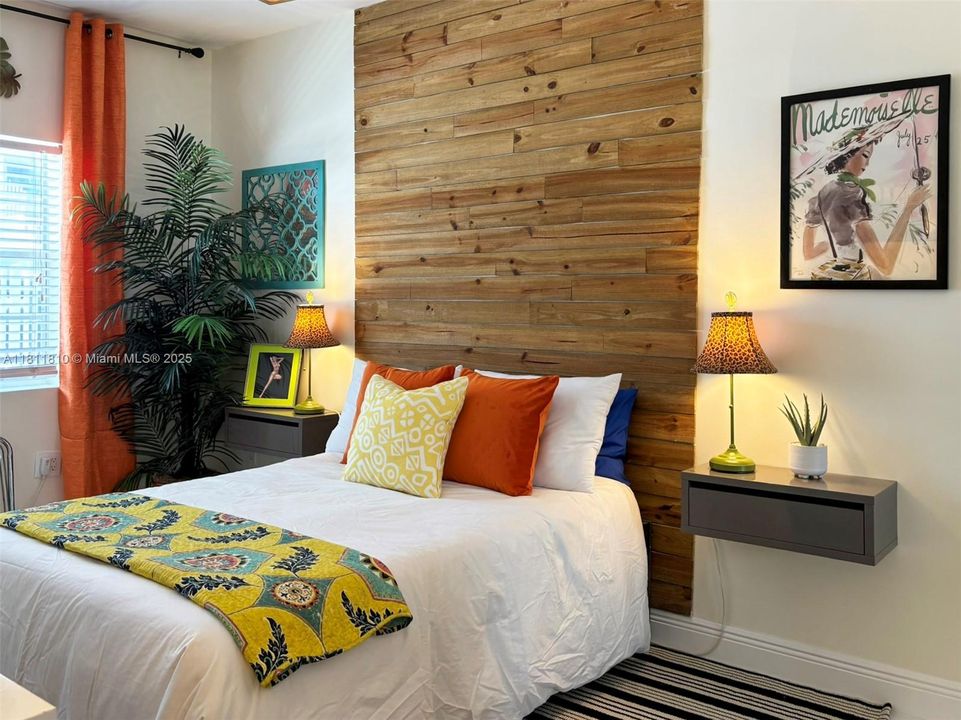 For Sale: $425,000 (1 beds, 1 baths, 410 Square Feet)