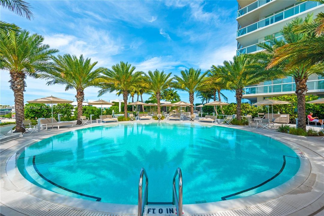 Recently Sold: $5,800,000 (4 beds, 4 baths, 3185 Square Feet)