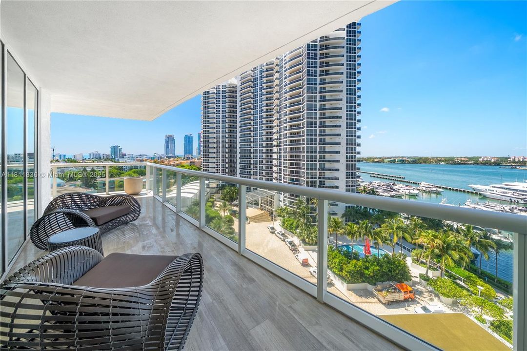 Recently Sold: $5,800,000 (4 beds, 4 baths, 3185 Square Feet)