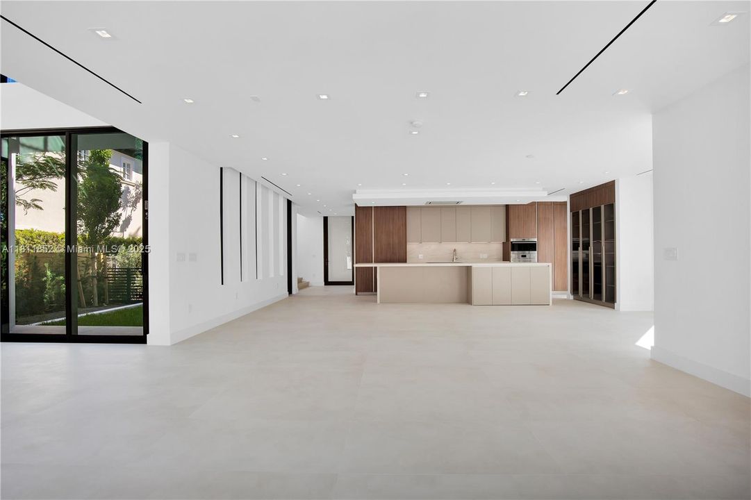 En Venta: $6,500,000 (5 camas, 5 baños, 4062 Pies cuadrados)