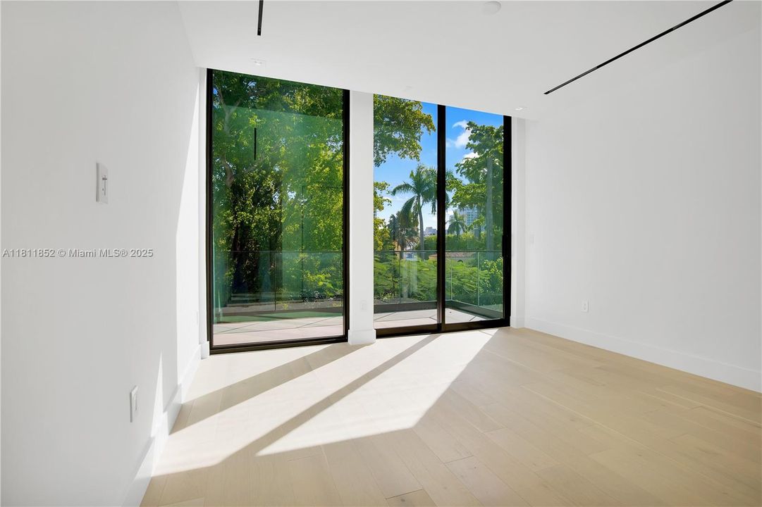 En Venta: $6,500,000 (5 camas, 5 baños, 4062 Pies cuadrados)