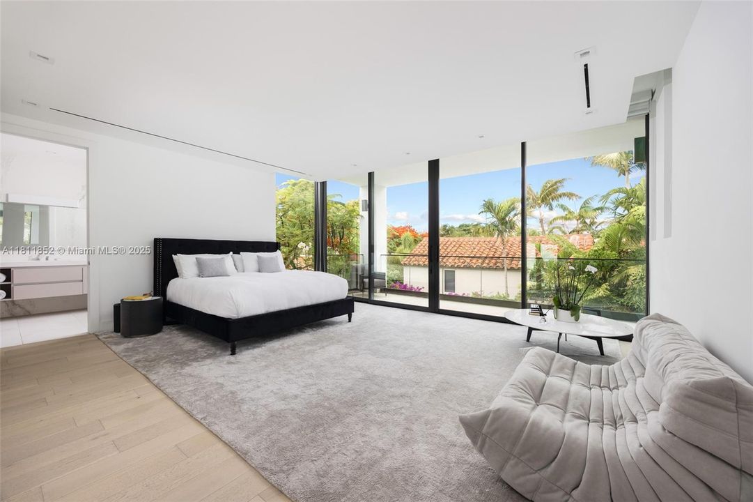 En Venta: $6,500,000 (5 camas, 5 baños, 4062 Pies cuadrados)