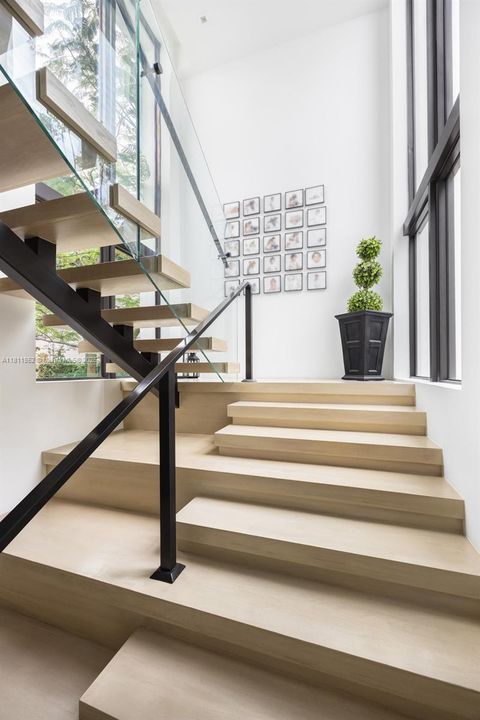 En Venta: $6,500,000 (5 camas, 5 baños, 4062 Pies cuadrados)