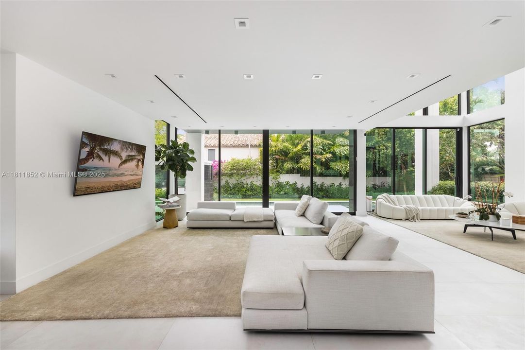 En Venta: $6,500,000 (5 camas, 5 baños, 4062 Pies cuadrados)