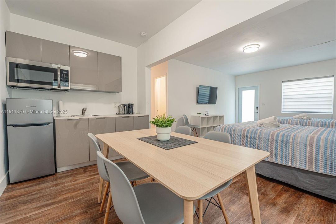 En Venta: $775,000 (0 camas, 0 baños, 1840 Pies cuadrados)