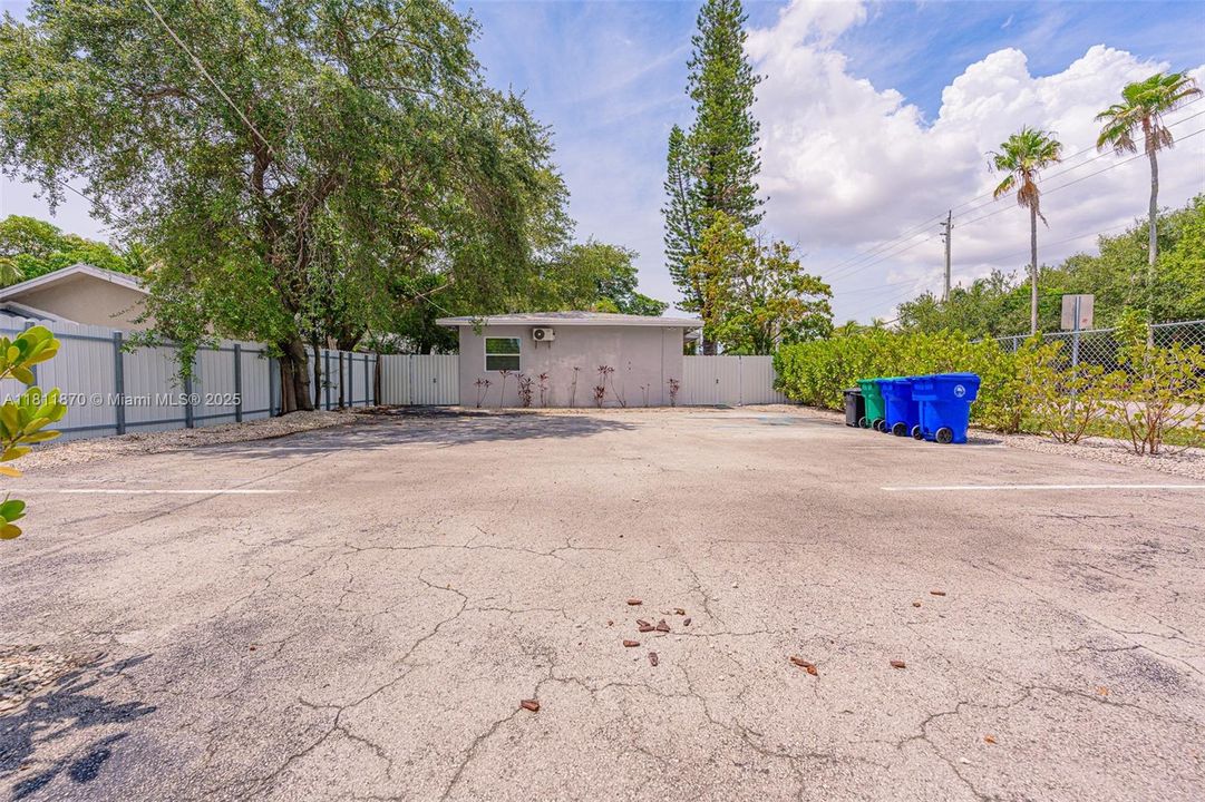 En Venta: $775,000 (0 camas, 0 baños, 1840 Pies cuadrados)