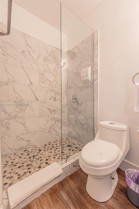 En Venta: $775,000 (0 camas, 0 baños, 1840 Pies cuadrados)