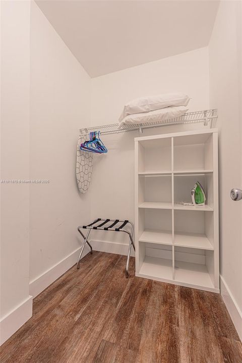 En Venta: $775,000 (0 camas, 0 baños, 1840 Pies cuadrados)