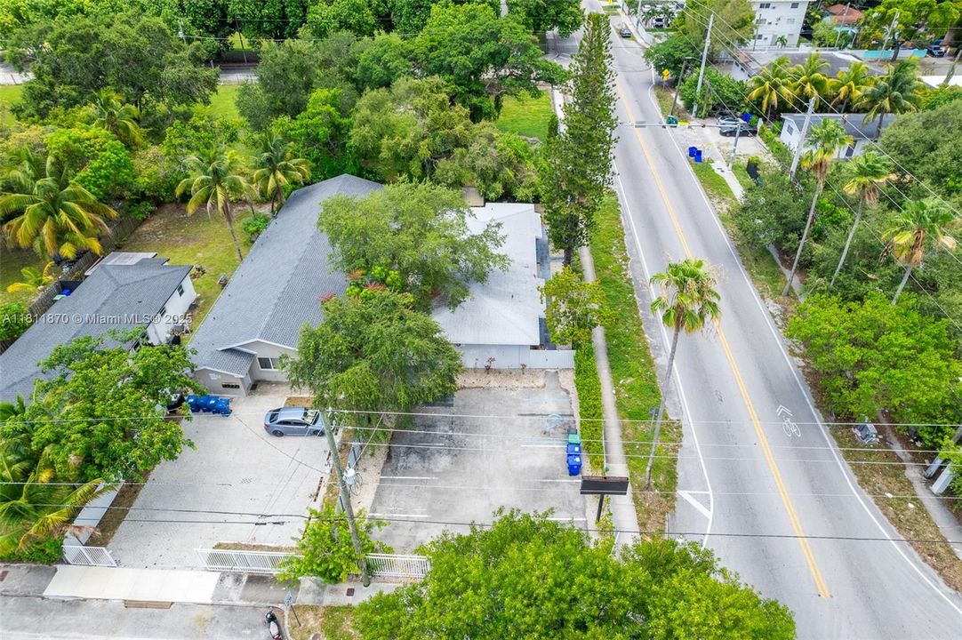 En Venta: $775,000 (0 camas, 0 baños, 1840 Pies cuadrados)