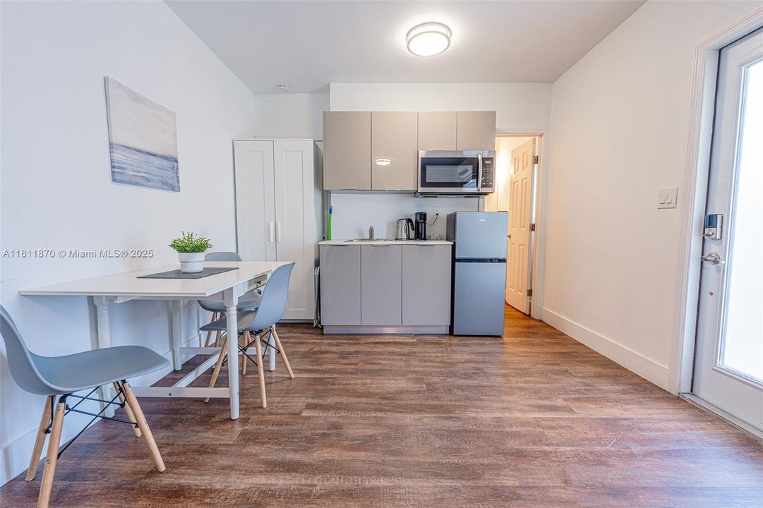 En Venta: $775,000 (0 camas, 0 baños, 1840 Pies cuadrados)