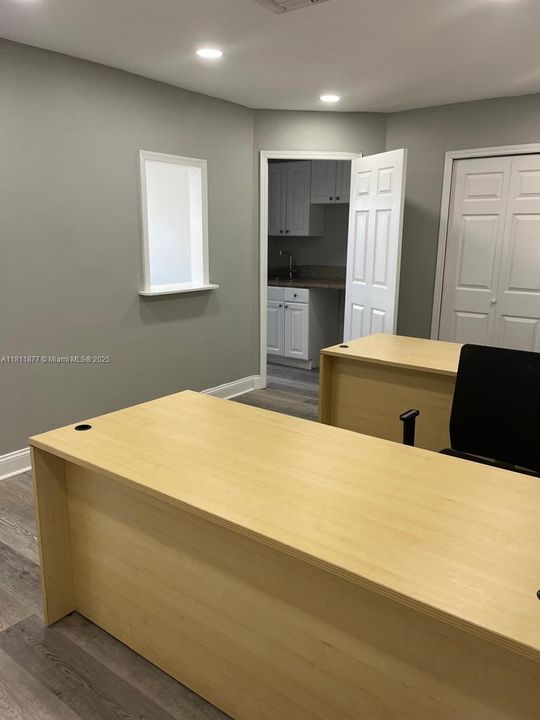 На продажу: $115,000 (0 спален, 0 ванн, 0 Квадратных фут)