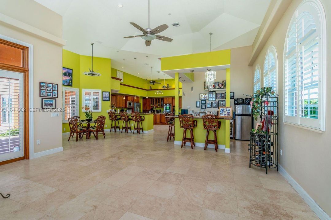 Breakfast Nook/Kitchen