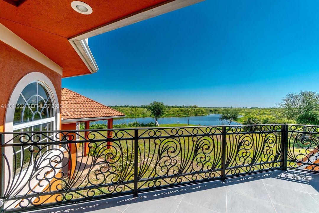 Wrap around Veranda