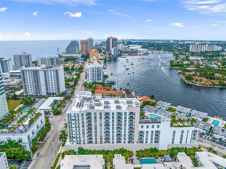 待售: $2,490,000 (3 贝兹, 3 浴室, 2003 平方英尺)