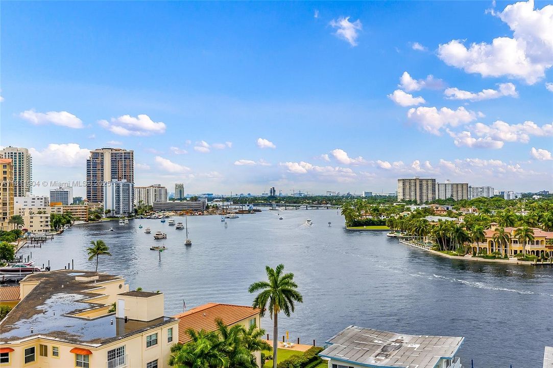 待售: $2,490,000 (3 贝兹, 3 浴室, 2003 平方英尺)