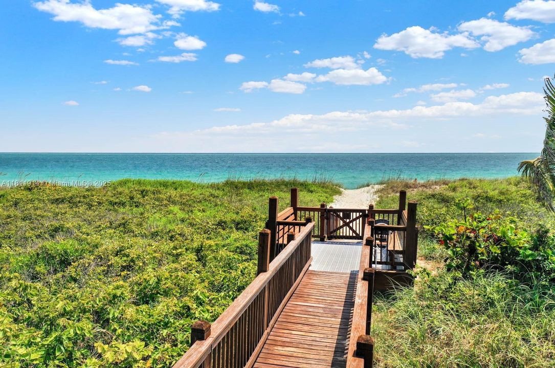 Recently Sold: $1,260,000 (4 beds, 3 baths, 2759 Square Feet)